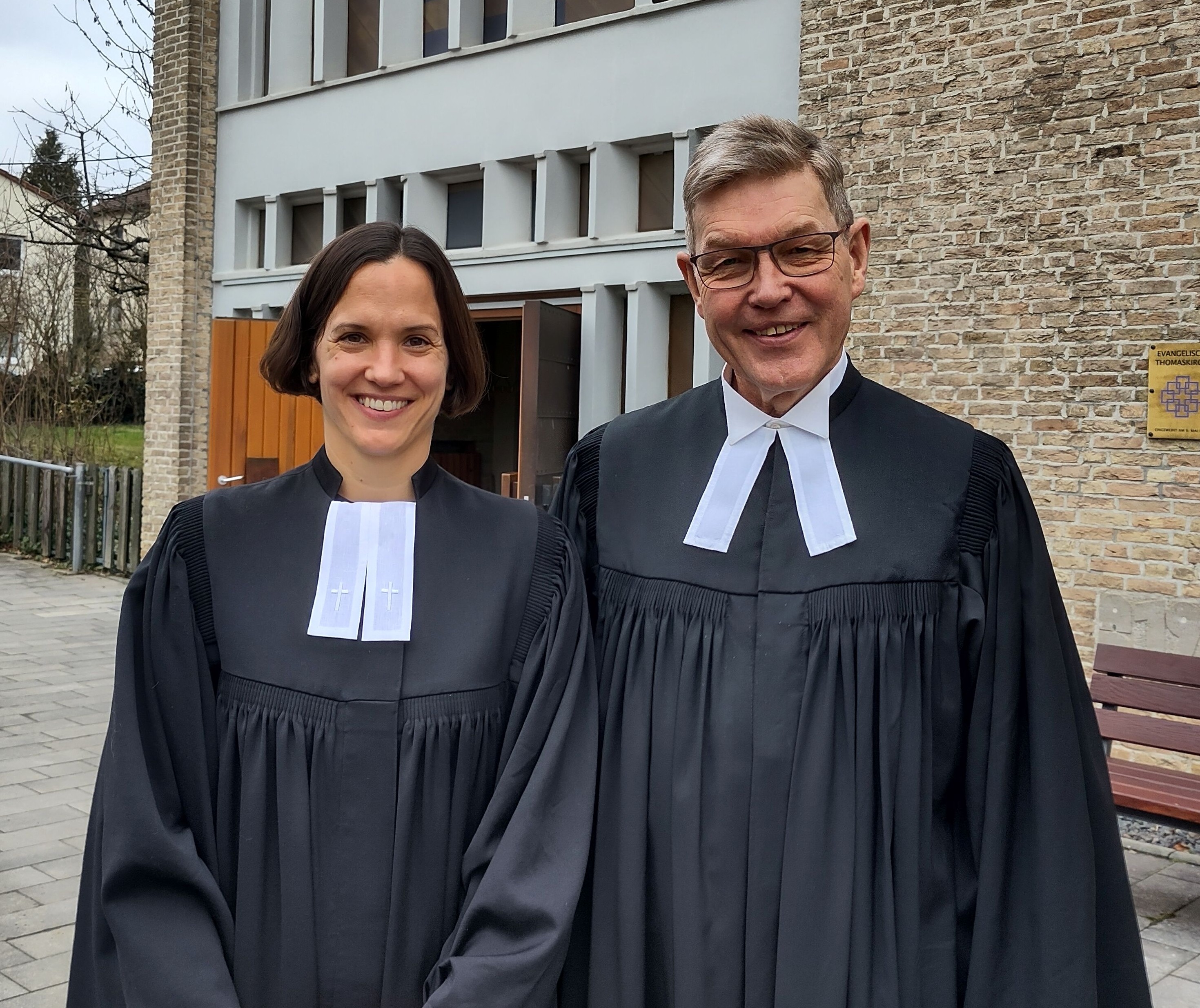 Pfarrerin Dr. Kornelia Weber (links) mit Dekan Dr. Martin Fedler-Raupp