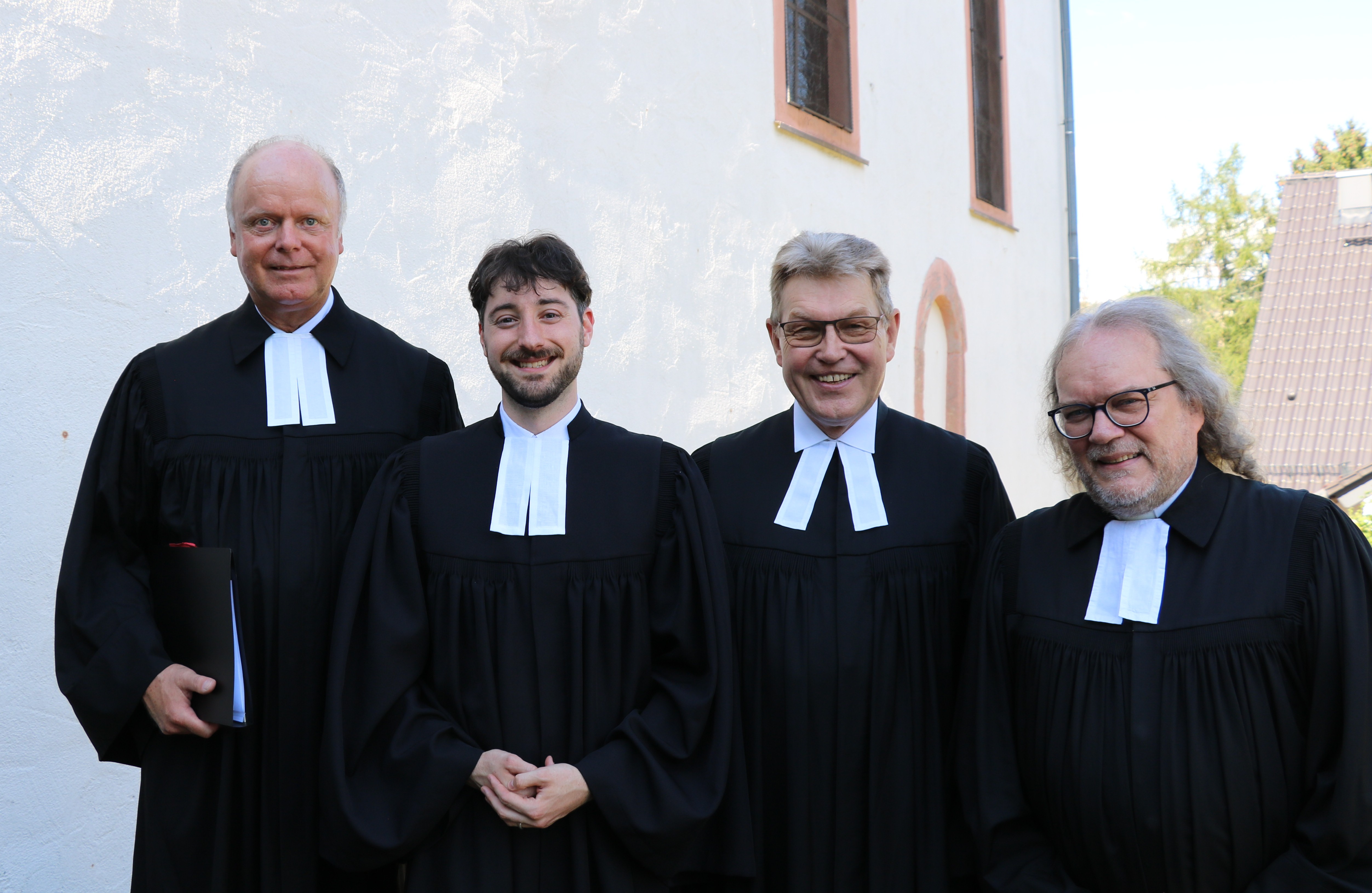 V.l.n.r.: Propsr Oliver Albrecht, Pfarrer Léandre Chevallier, Dekan Dr. Martin Fedler-Raupp, Lehrpfarrer Herbert Lüdtke