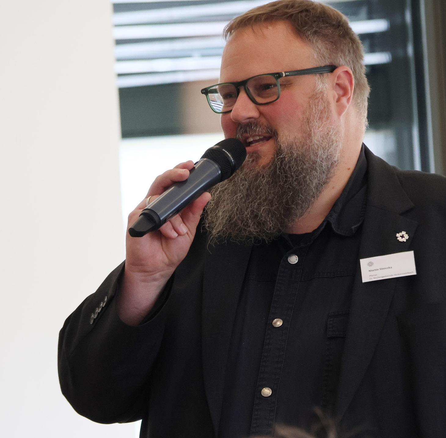 Pfarrer Martin Slenczka nimmt die Wahl an 