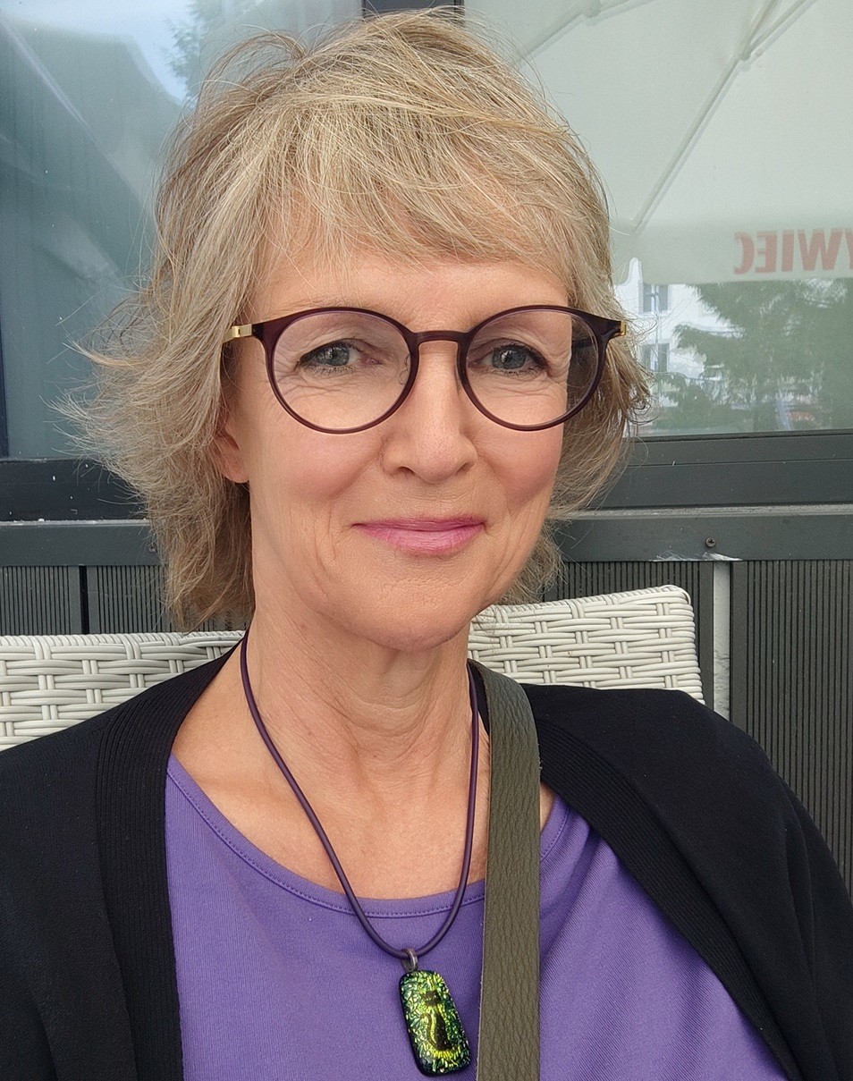 Das Foto zeigt die Pfarrerin