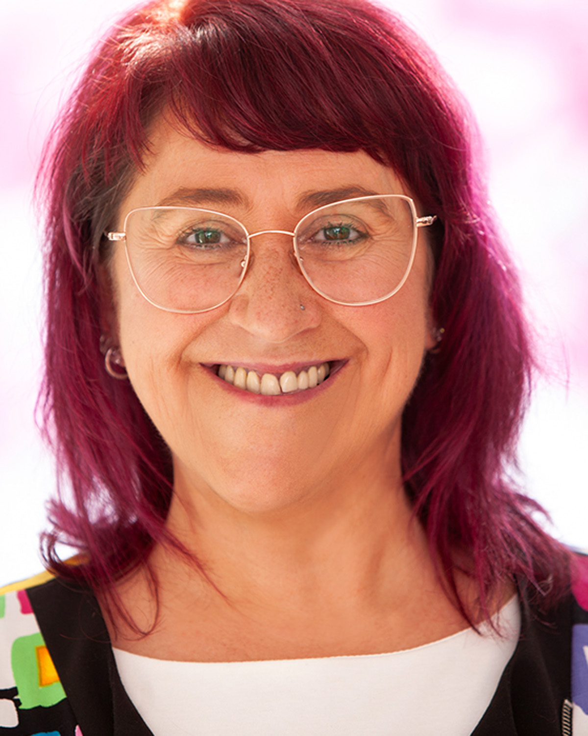 Dekanatsjugendreferentin Angela Weiss (Portraitfoto)