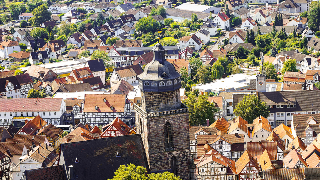 Blick auf Homberg (Efze) mit Kirche