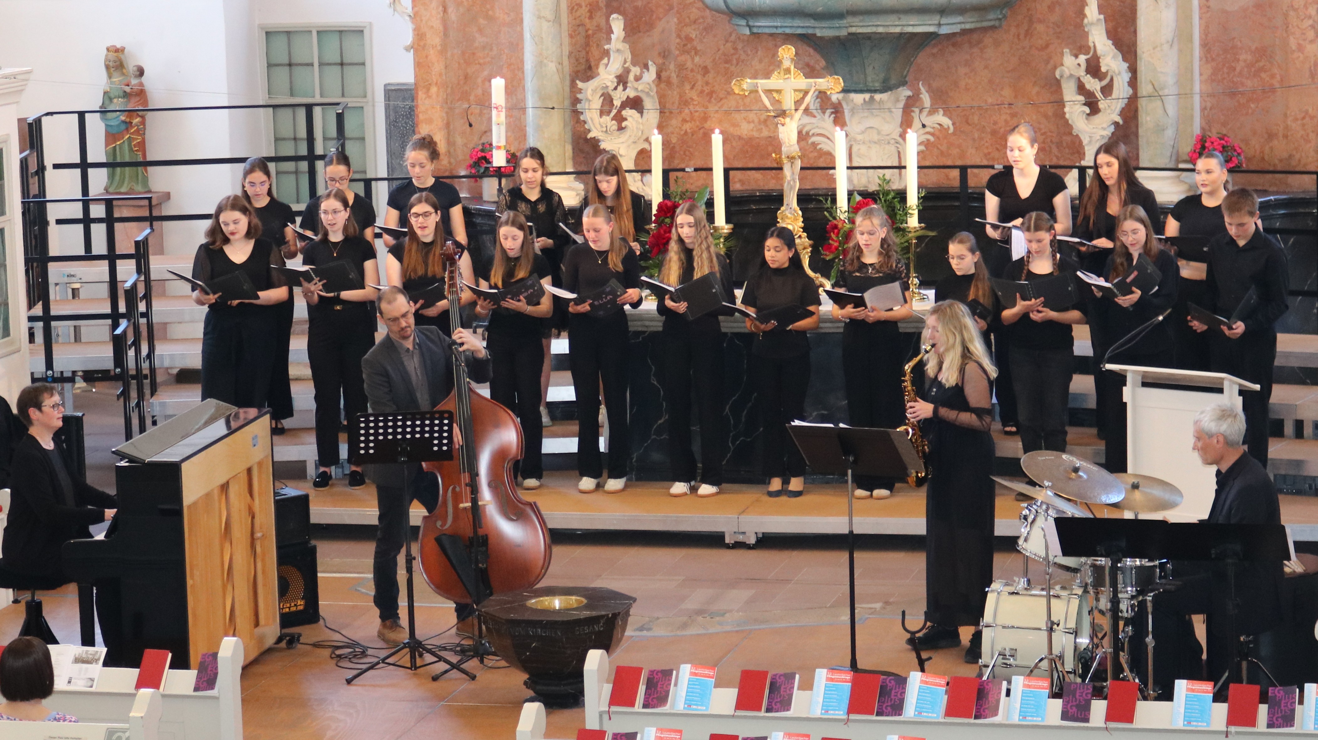 Chor und Jazzquartett in der Lauterbacher Stadtkirche