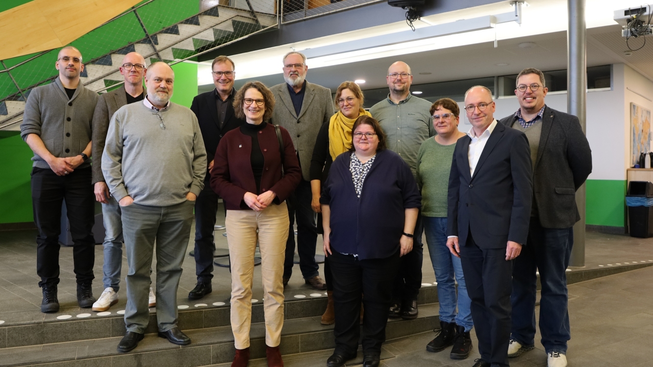 Tietz Gymnasium Bad Marienberg 2026 Gruppenfoto im Schulgebäude