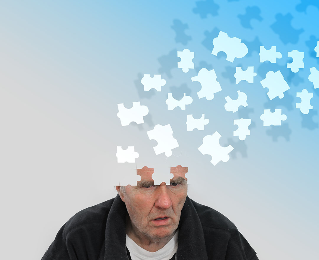 Mann mit Fragezeichen über dem Kopf